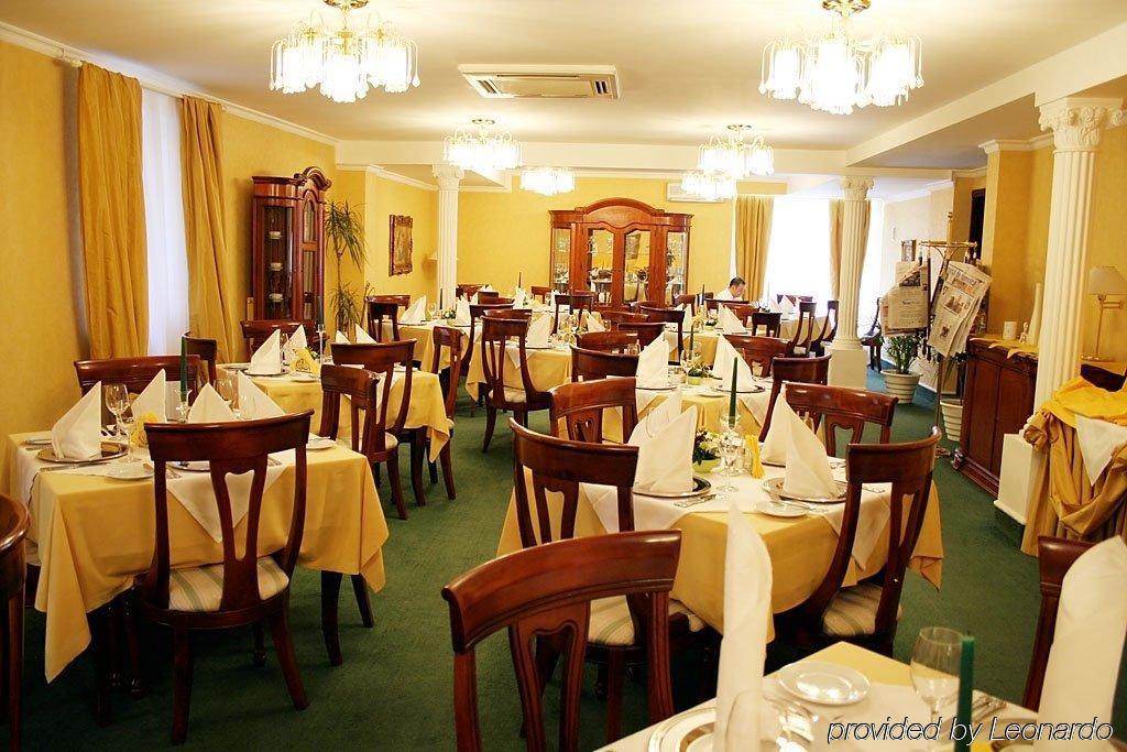 Monte-Nelly Hotel Bucarest Extérieur photo
