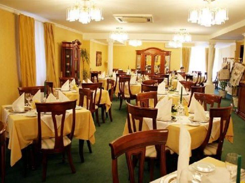Monte-Nelly Hotel Bucarest Extérieur photo